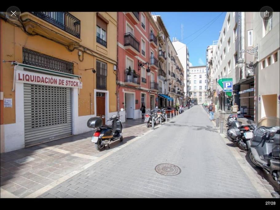 Ttdssa Cervantes Street - Parking In Valencia Midtown المظهر الخارجي الصورة