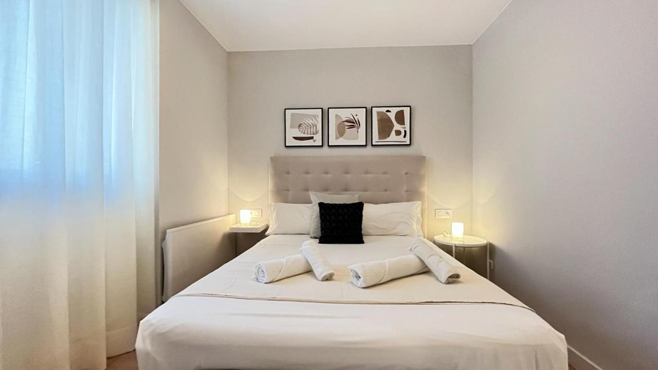Ttdssa Cervantes Street - Parking In Valencia Midtown المظهر الخارجي الصورة