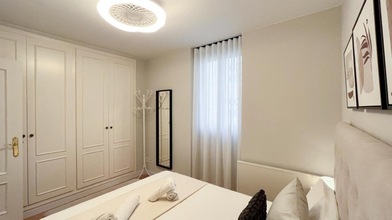 Ttdssa Cervantes Street - Parking In Valencia Midtown المظهر الخارجي الصورة